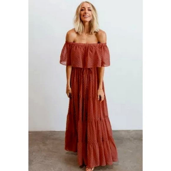 LAST ONE! Plus Size VIVIAN Off The Shoulder Burgundy Ruffle Dress - Picture 6 of 7